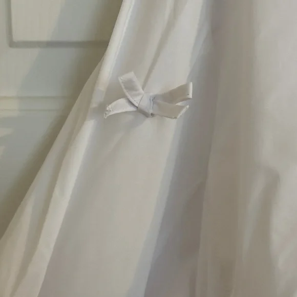White Button-Up Shirt with Bow Sleeve Detail - Picture 5 of 6